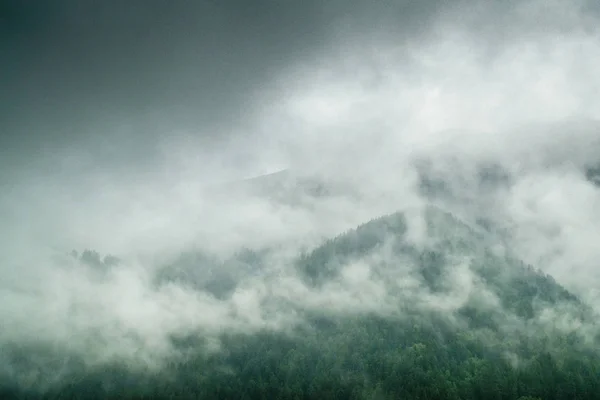 Catena Montuosa Panoramica Con Nebbia Germania — Foto Stock