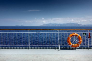 Lifebuoy denize karşı geminin korkuluk, Yunanistan