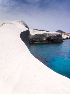 Beyaz rock cliff Milos Adası, Yunanistan