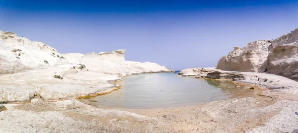 Acantilado Roca Blanca Playa Isla Milos Grecia — Foto de Stock