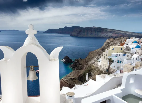 Santorini Island, Yunanistan Kilisesi ile geleneksel mimari