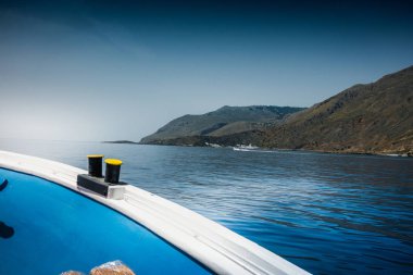 Akdeniz'de yelkenli tekne görünümü, Yunanistan