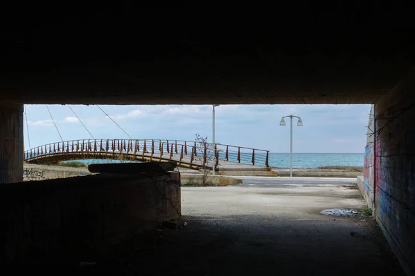 海の景観による橋 — ストック写真