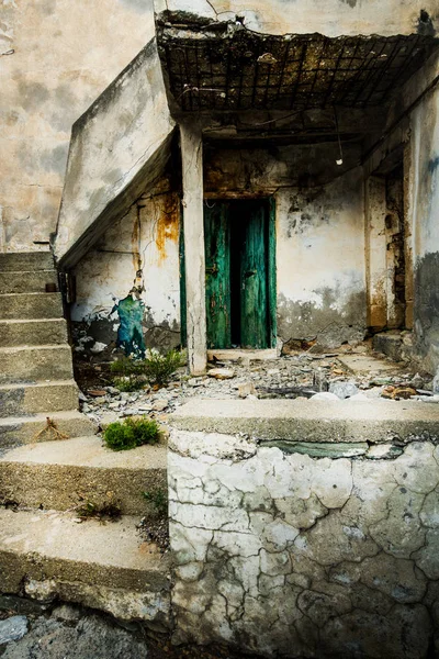 Old ruined building — Stock Photo, Image