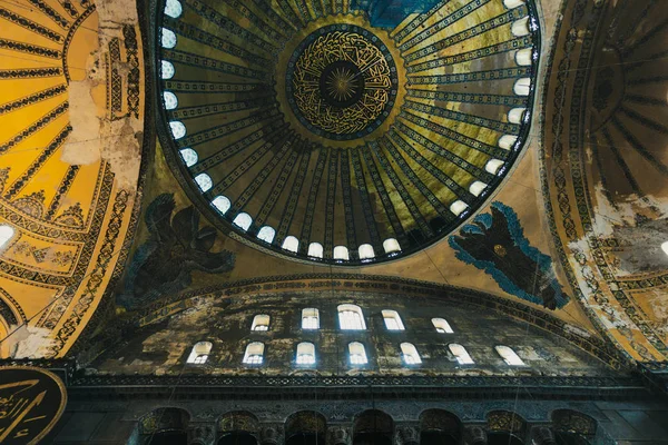 Dentro de Hagia Sophia — Fotografia de Stock