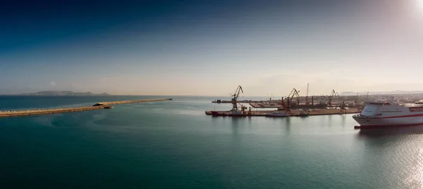 Silhouette del porto di Heraklion — Foto Stock