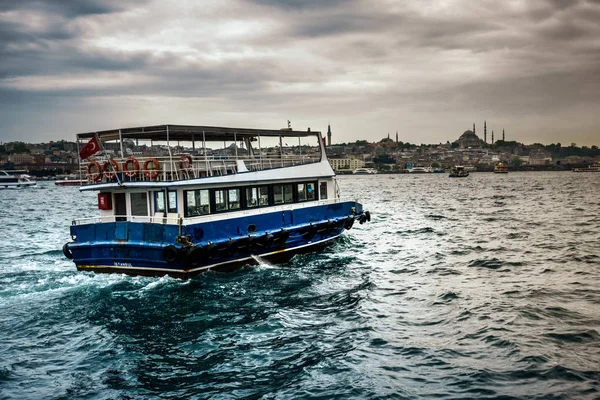 Passager ferry sur mer — Photo