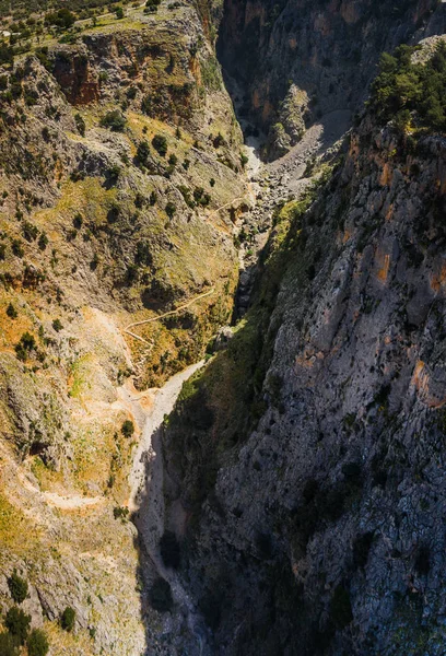 View of narrow valley over Aradena George in Aradena, Crete — Stock Photo, Image