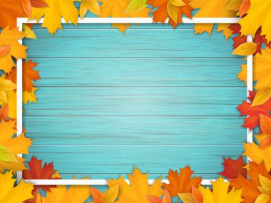 sonbahar yaprakları ve eski ahşap arka plan karede