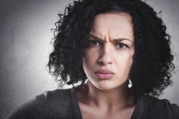 Closeup Portrait Frowning Woman Being Angry Mad Isolated Grey Background — Stock Photo, Image