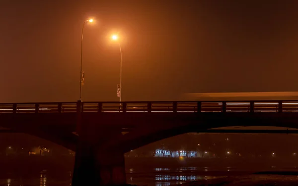 Diálogo Niebla —  Fotos de Stock