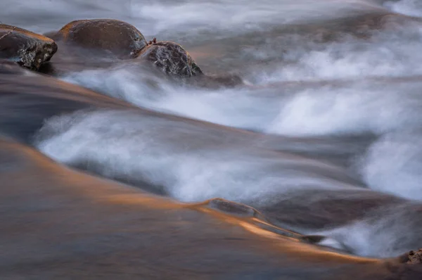 Rivière Montagne Été Coucher Soleil — Photo