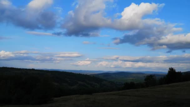 Tempo Voltas Paisagem Verão Montanhas Dos Cárpatos — Vídeo de Stock