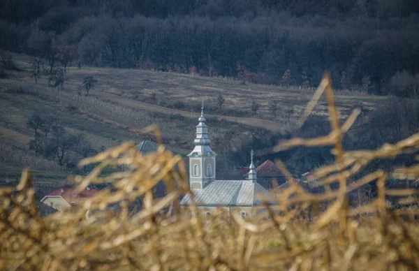 Гірський Пейзаж Сільською Церквою — стокове фото