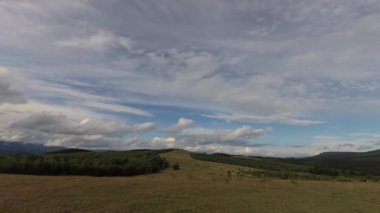 Yaz aylarında Karpat Dağları Timelapse Manzaralar