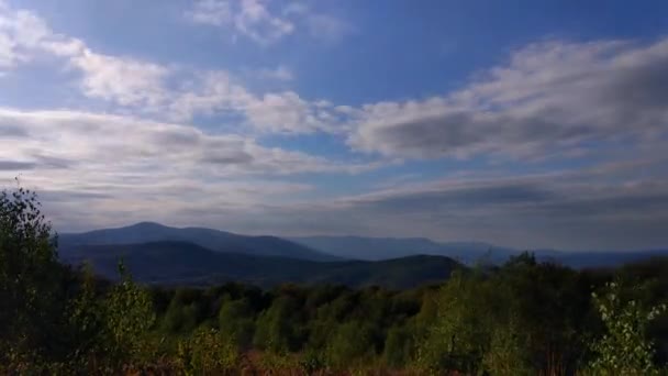 秋のカルパチアの風景のタイムラプス — ストック動画