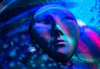 İnsanın metaforik yaratılışı