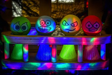 Cadılar Bayramı partisi atmosferi