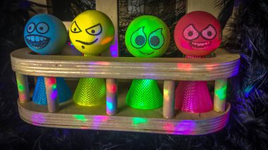 Cadılar Bayramı partisi atmosferi