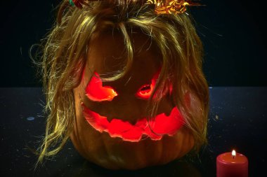 Adam görüntüsünde Halloween Pumpkins