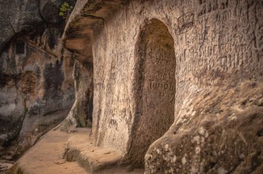 Dovbush manzara Kayalar