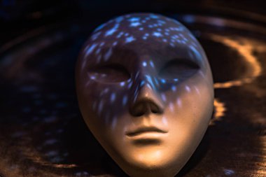 İnsanın metaforik yaratılışı