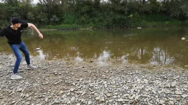 Горная Речная Вода Сентябре — стоковое видео