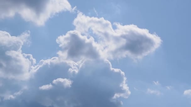 Chmury Szybko Przemieszczają Się Niebie — Wideo stockowe