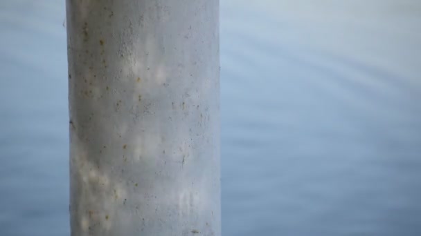 水面の柱の上の質感の影 — ストック動画