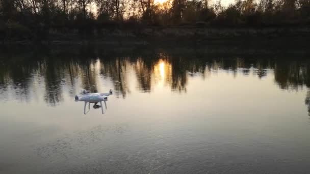 Drone Rivier — Stockvideo