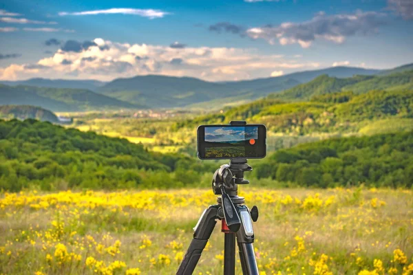 Smartphone shoots video in the Carpathians