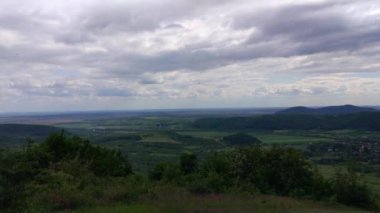 Karpatlar 'da Zaman Hızı Fırtınası manzarası