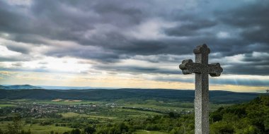 Çapraz fırtınadan önce Karpatlar 'da manzara