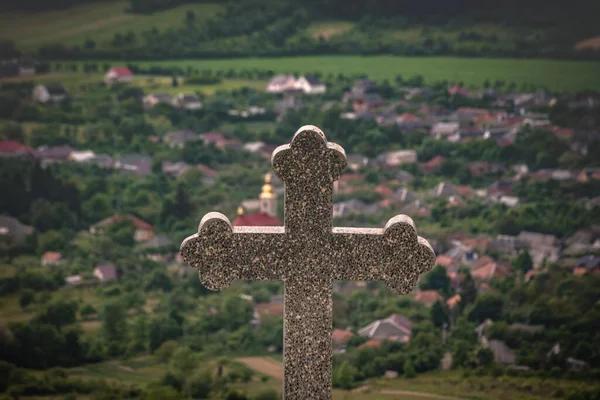 Landschaft Den Karpaten Vor Einem Gewitter Mit Kreuz — Stockfoto