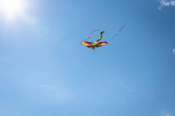 Vol Cerf Volant Dans Les Montagnes Été — Photo