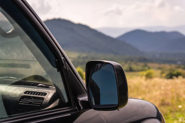 Suv Travels Summer Carpathians — Stock Photo, Image