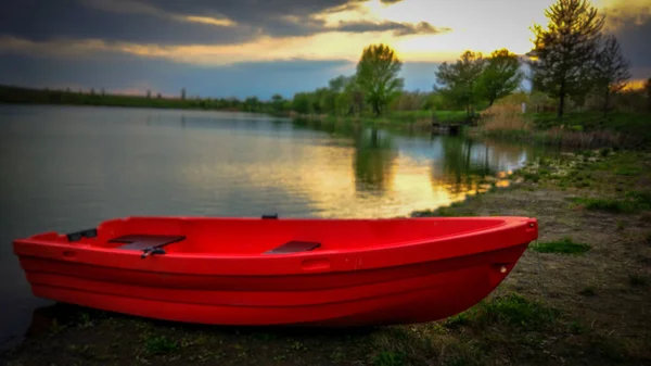 Landscape Titled Scarlett Boat — Stock Photo, Image