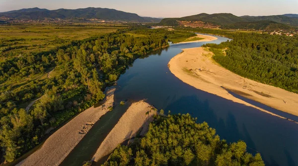 Tisa Nehri başlıklı manzara