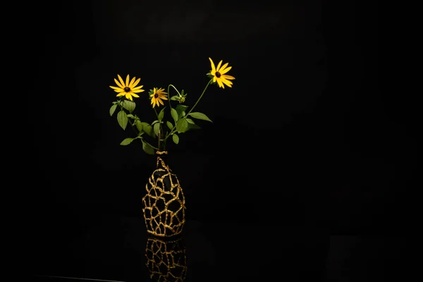 Buquê Flores Alcachofra Jerusalém Vaso Bonito — Fotografia de Stock