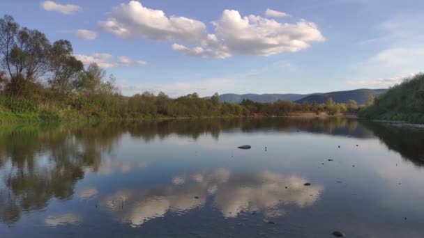 Осінній Вечір Гірській Річці — стокове відео