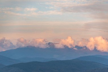 Karpatlar 'da sonbahar manzarası
