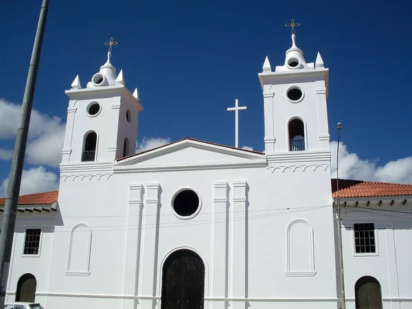 Catedral San Juan Bautista Ciudad Chachapoyas Cielo Despejado —  Fotos de Stock