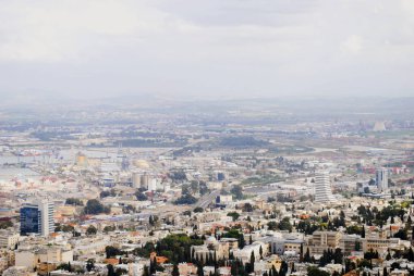 Haifa şehrinin panoramik manzarası (Israil)