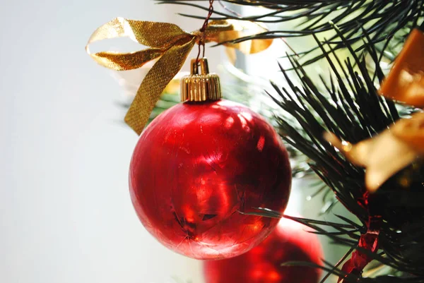 Kerstboom Speelgoed Rode Bal Kerst Decoratie — Stockfoto