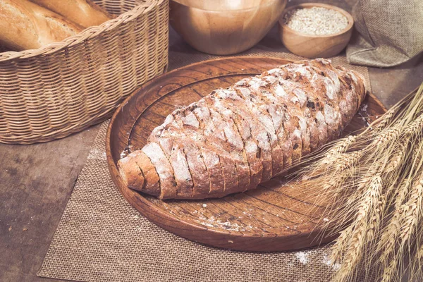 Pão fresco assado — Fotografia de Stock