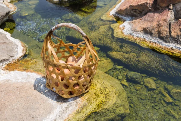 Kaynar Yumurta Kaplıcası