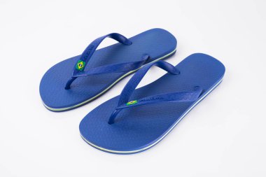 Portekiz, Haziran, 2017: Ipanema terlik. Ipanema terlik, çok uluslu şirket. Beyaz izole. Ürün görüntüleri.