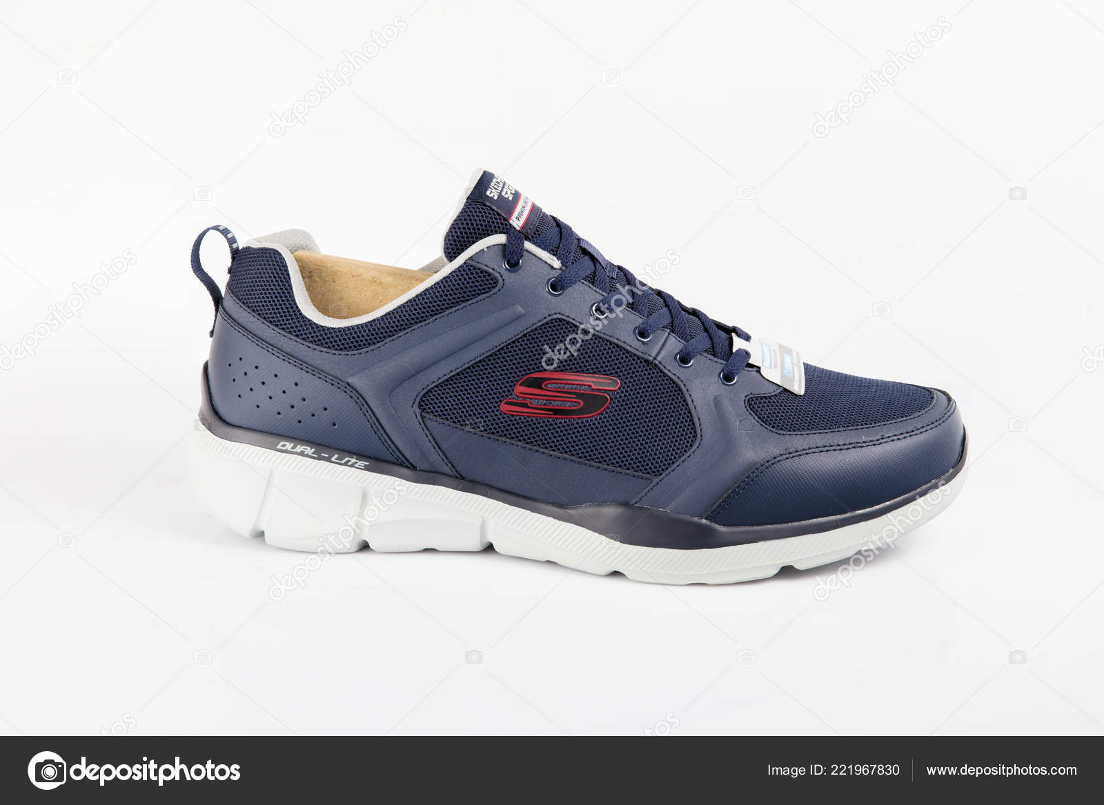 Afife Portugal October 2018 Skechers Running Boots Skechers