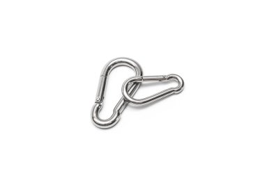 Metal kemer, beyaz arka plan üzerinde izole