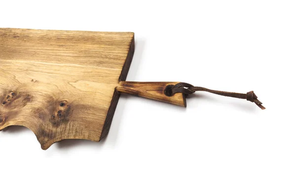 Oberfläche Der Alten Holzdielen Küchenbrett Mit Lederband Isoliert Auf Weißem — Stockfoto
